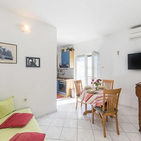 Apartments Dominko Brist Ngoại thất bức ảnh