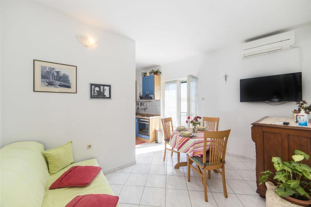 Apartments Dominko Brist Ngoại thất bức ảnh